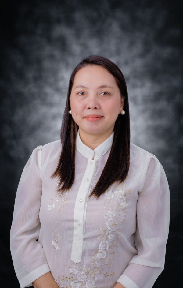 Emperador, E.